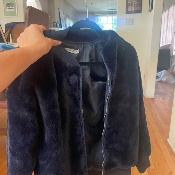 Fuzzy navy jacket - Picture 3 of 3